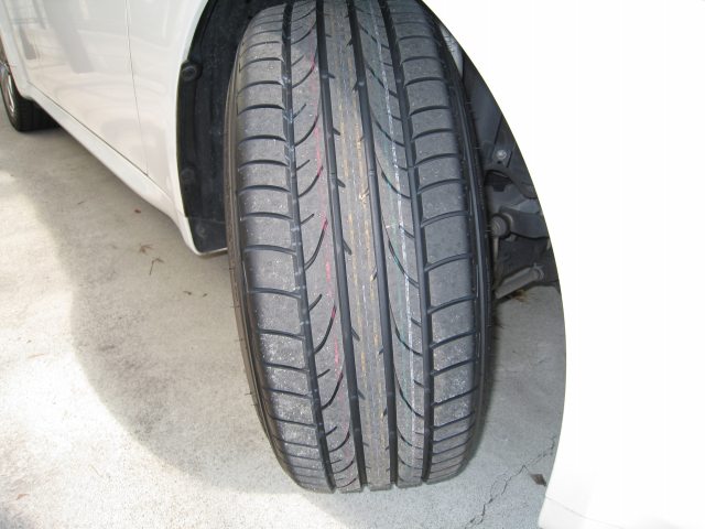 Bridgestone POTENZA RE050